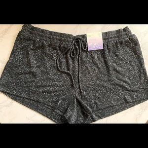 Stars Above 2X NWT black cozy lounge shorts